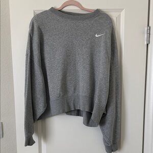 Nike Women's Heather Gray Cropped Crew Sweatshirt